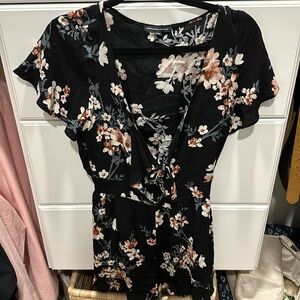 Black floral romper with tie front American Eagle (M)